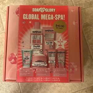 Soap&Glory Global Mega-Spa Kit